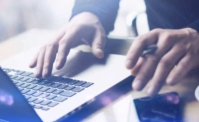 个人建站的趋势必然是专业站