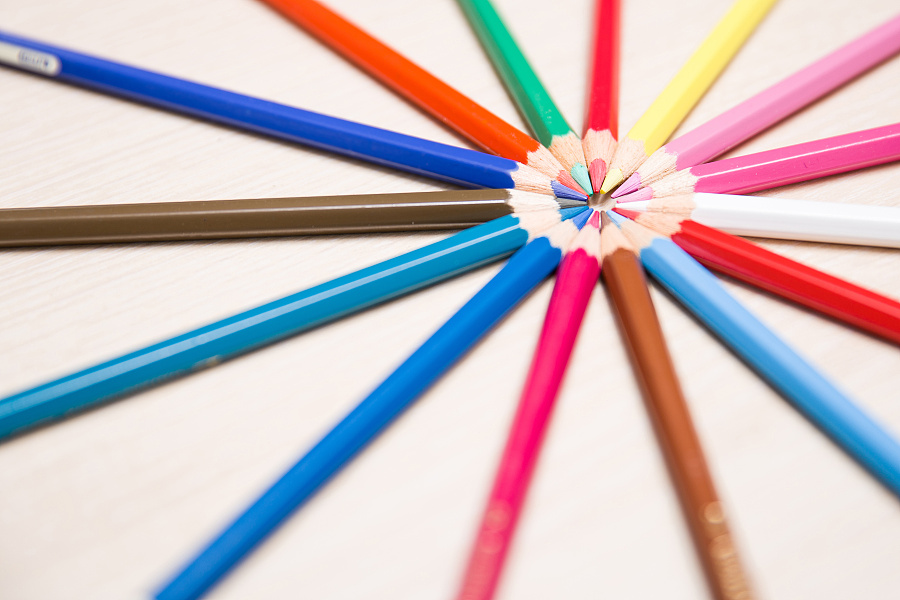 网站建设如何用色彩搭配增加网站设计体验效果